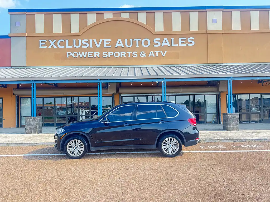 2015 BMW X5 xDrive50i Luxury Line's photo