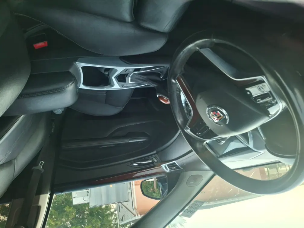 2013 Cadillac SRX AWD Performance Collection photo 5