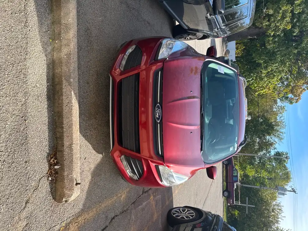 2016 Ford Escape SE's photo