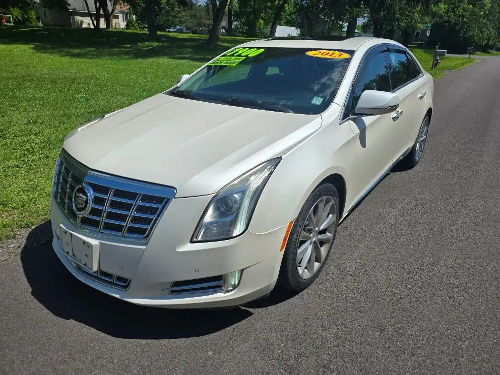 2013 Cadillac XTS 3.6L AWD Premium Collection's photo