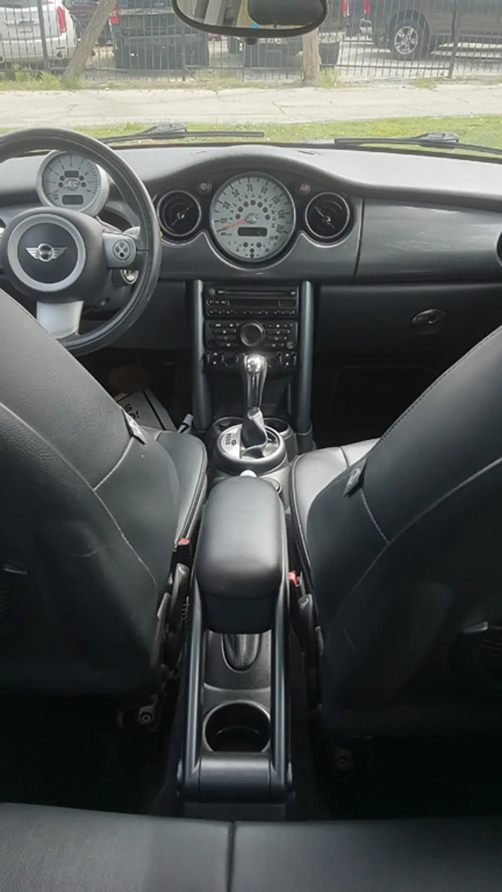 2006 MINI Cooper Base photo 4