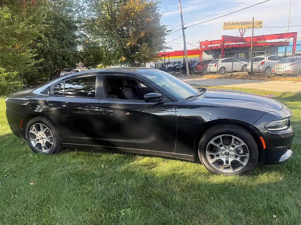 2015 Dodge Charger SE AWD's photo