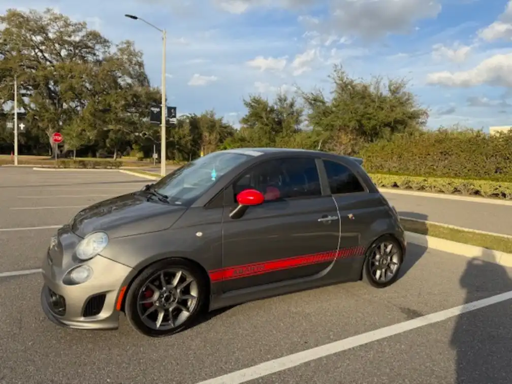 2013 FIAT 500 Abarth's photo