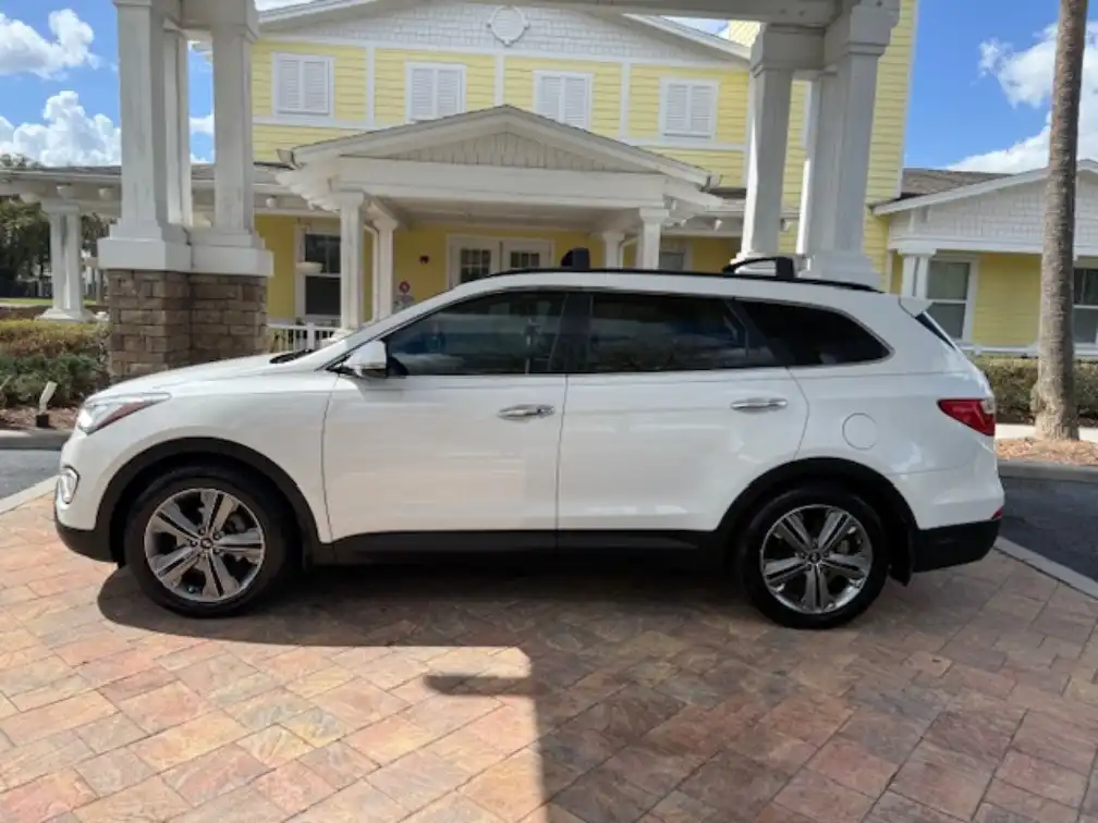 2015 Hyundai Santa Fe Limited FWD's photo