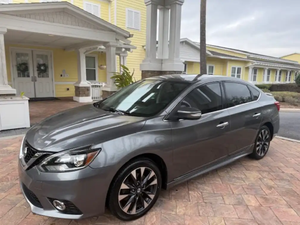2017 Nissan Sentra SR Turbo CVT's photo