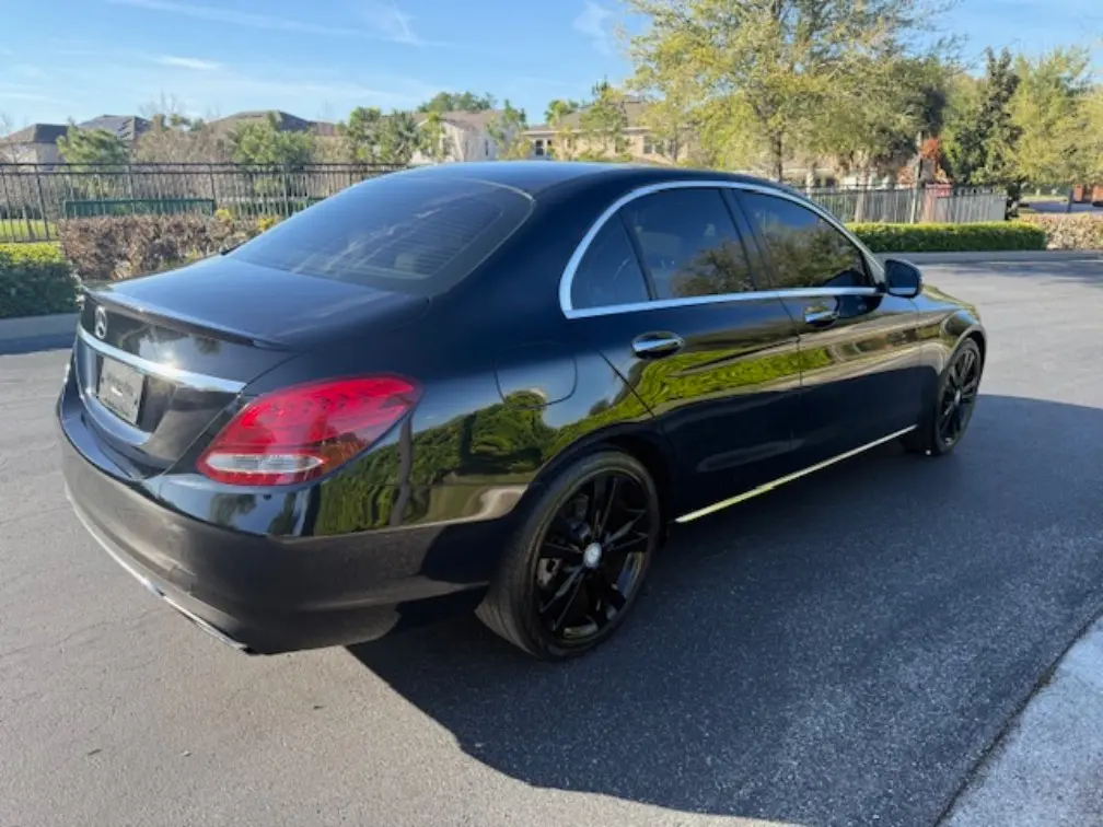 2016 Mercedes-Benz C-Class C300 photo 5