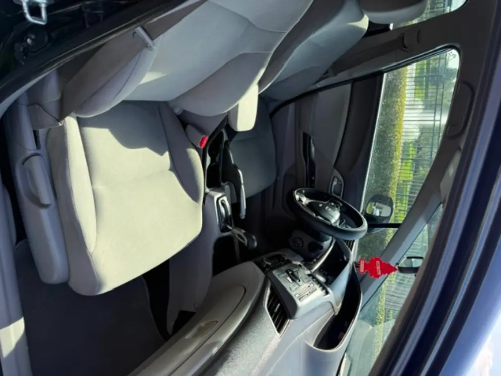 2012 Honda Civic LX Auto photo 5