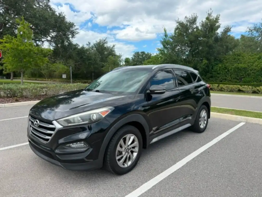 2017 Hyundai Tucson SE FWD Plus's photo