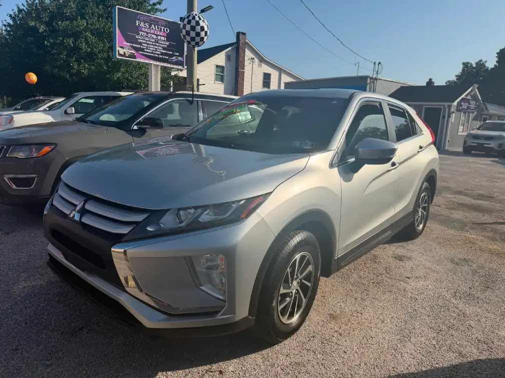 2020 Mitsubishi Eclipse Cross ES 2WD's photo