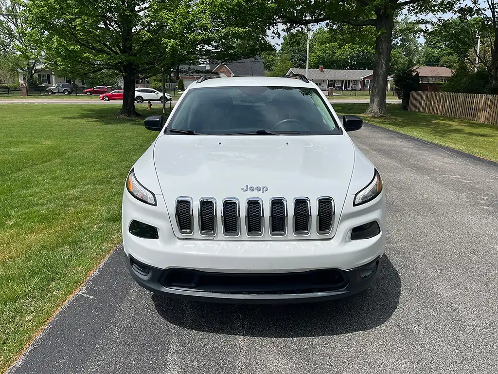 2017 Jeep Cherokee Sport 4X4's photo