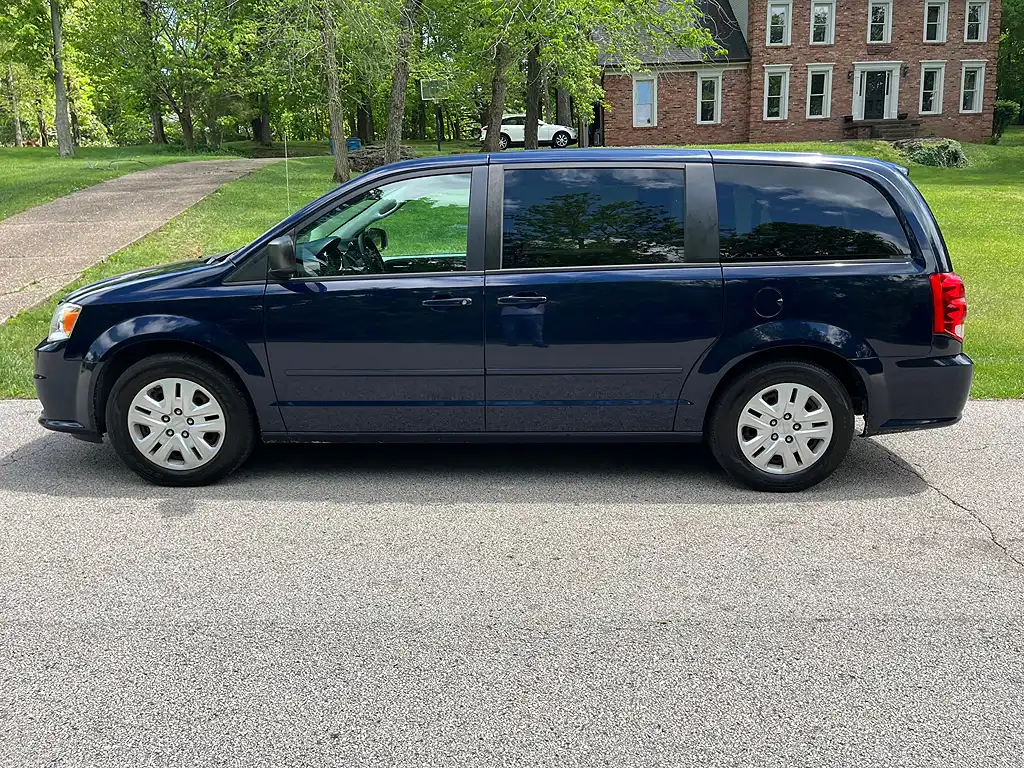 2015 Dodge Grand Caravan SE's photo