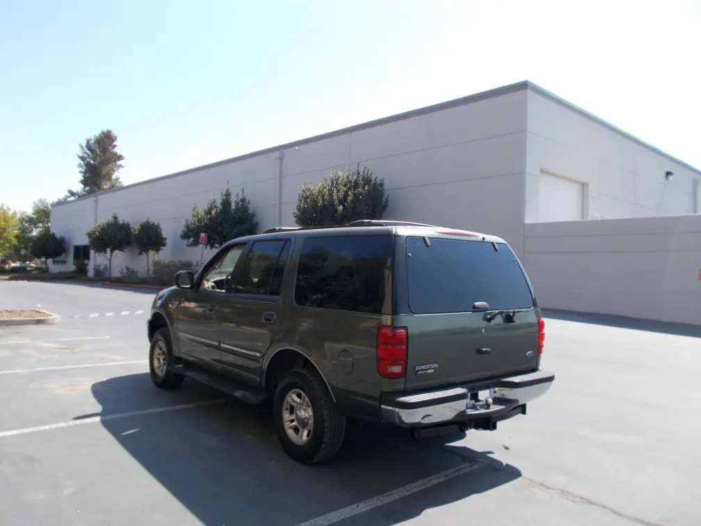 2001 Ford Expedition Base photo 5