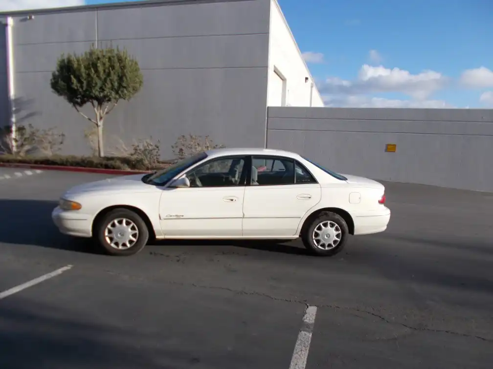 2002 Buick Century Custom's photo