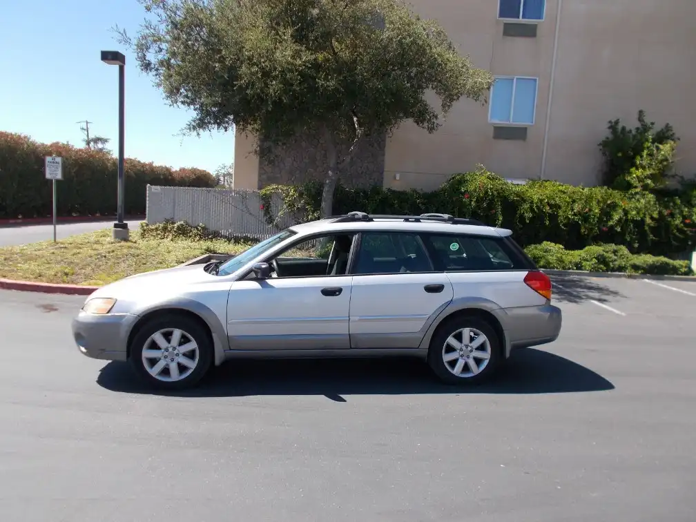 2006 Subaru Outback's photo