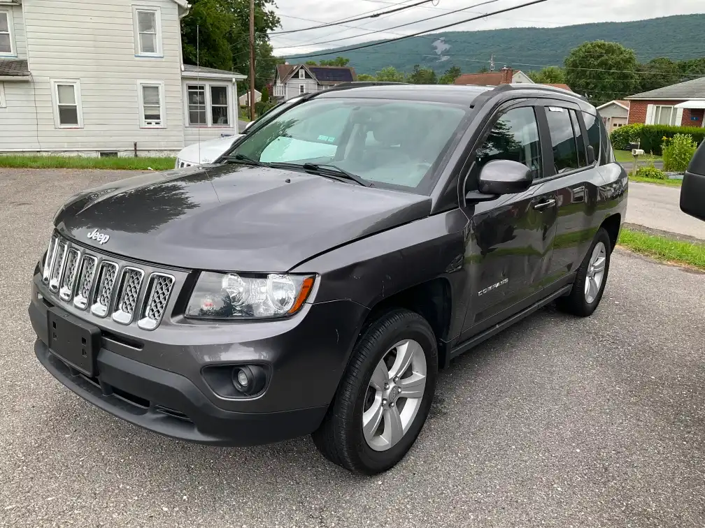 2017 Jeep Compass Latitude 4X4's photo