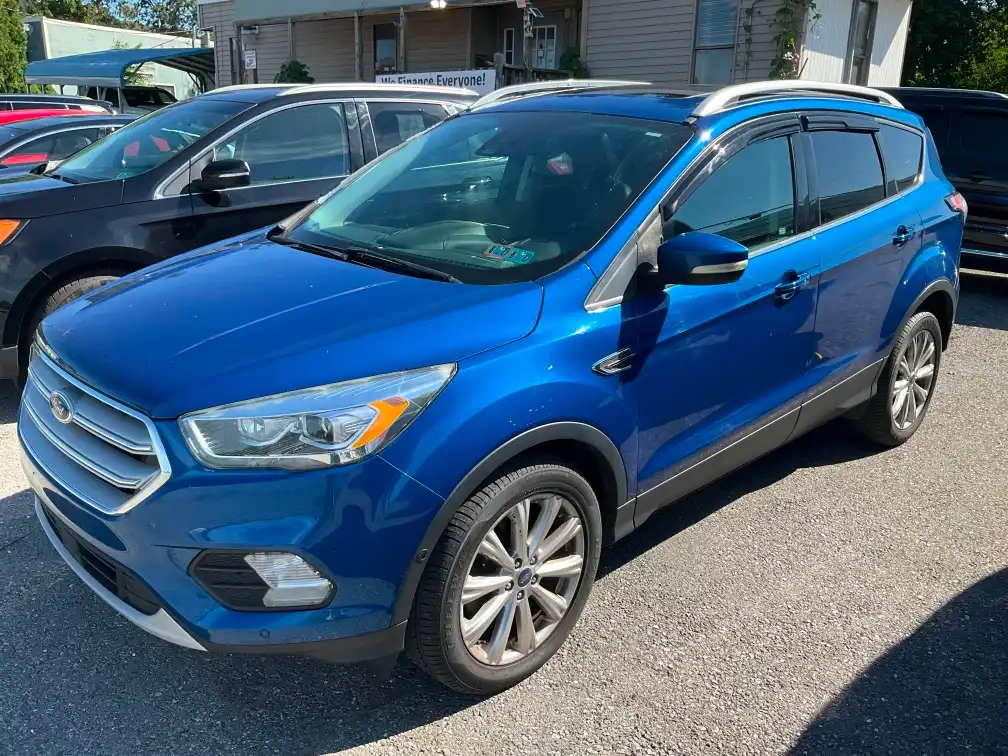 2018 Ford Escape Titanium 4WD's photo