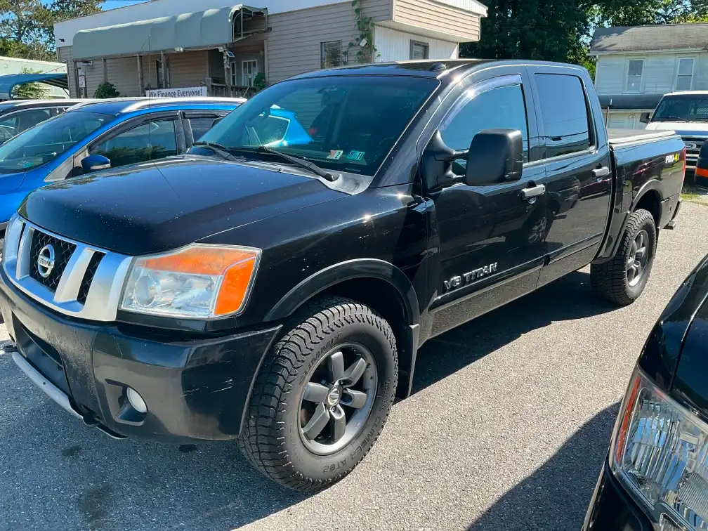 2013 Nissan Titan PRO-4X 4WD Crew Cab SWB's photo