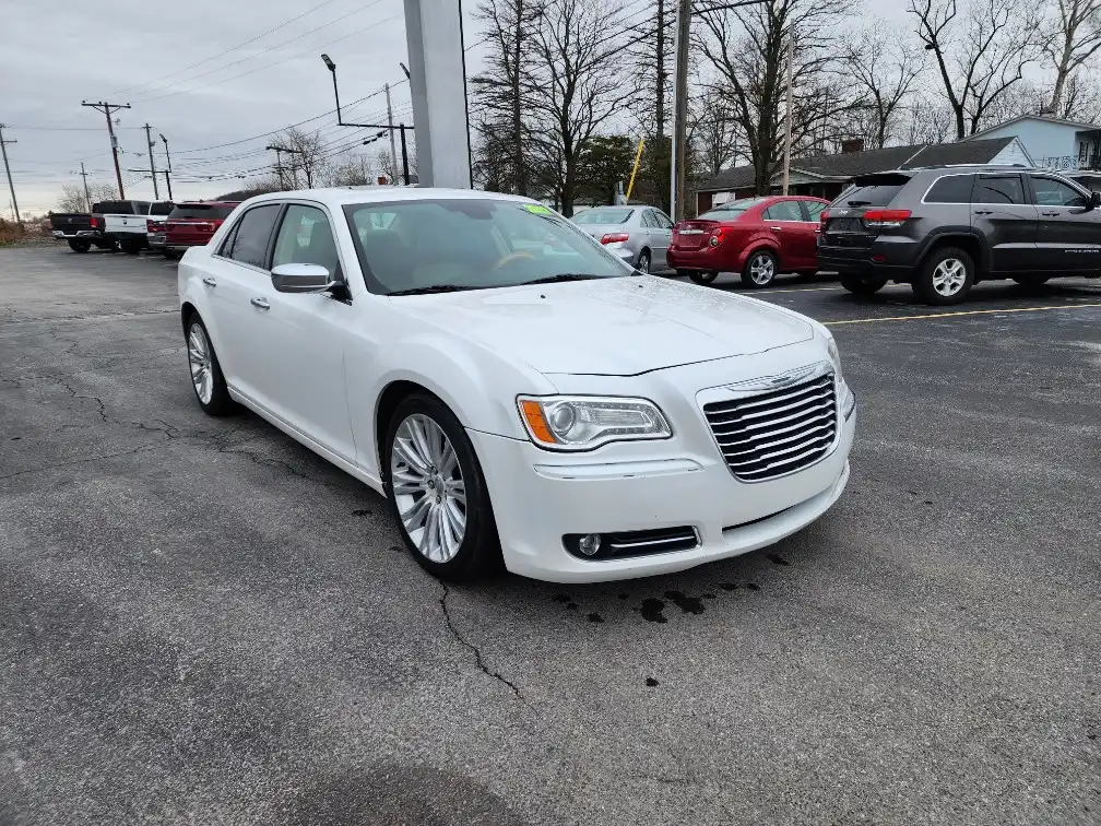 2012 Chrysler 300 C HEMI's photo