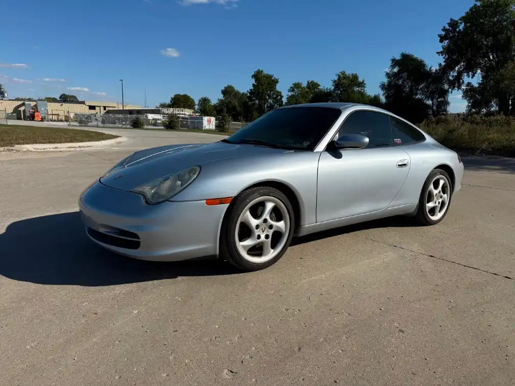 2002 Porsche 911 Carrera Coupe Tiptronic's photo