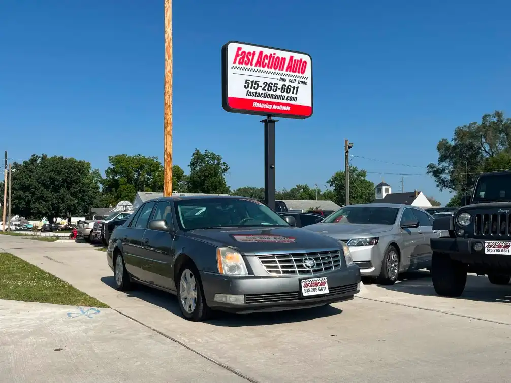 2007 Cadillac DTS's photo