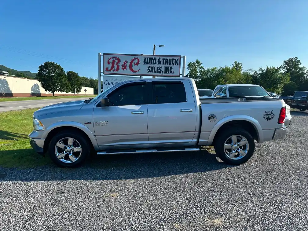 2014 RAM 1500 Big Horn/Lone Star 4x4 Crew Cab's photo