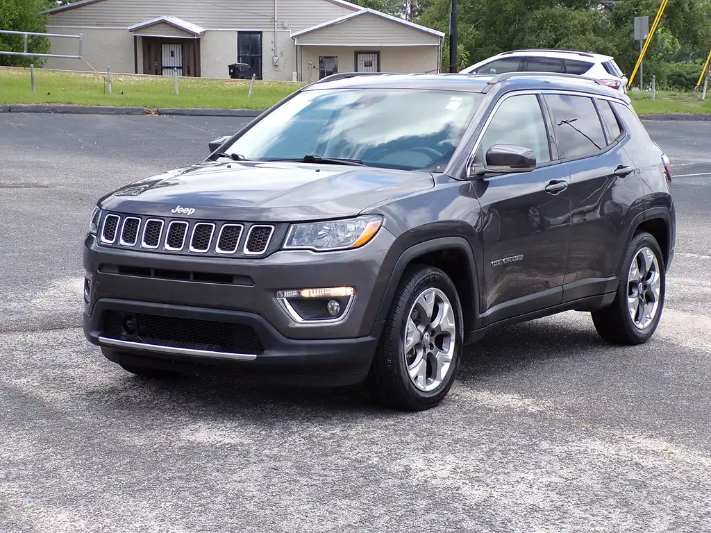 2021 Jeep Compass Limited's photo