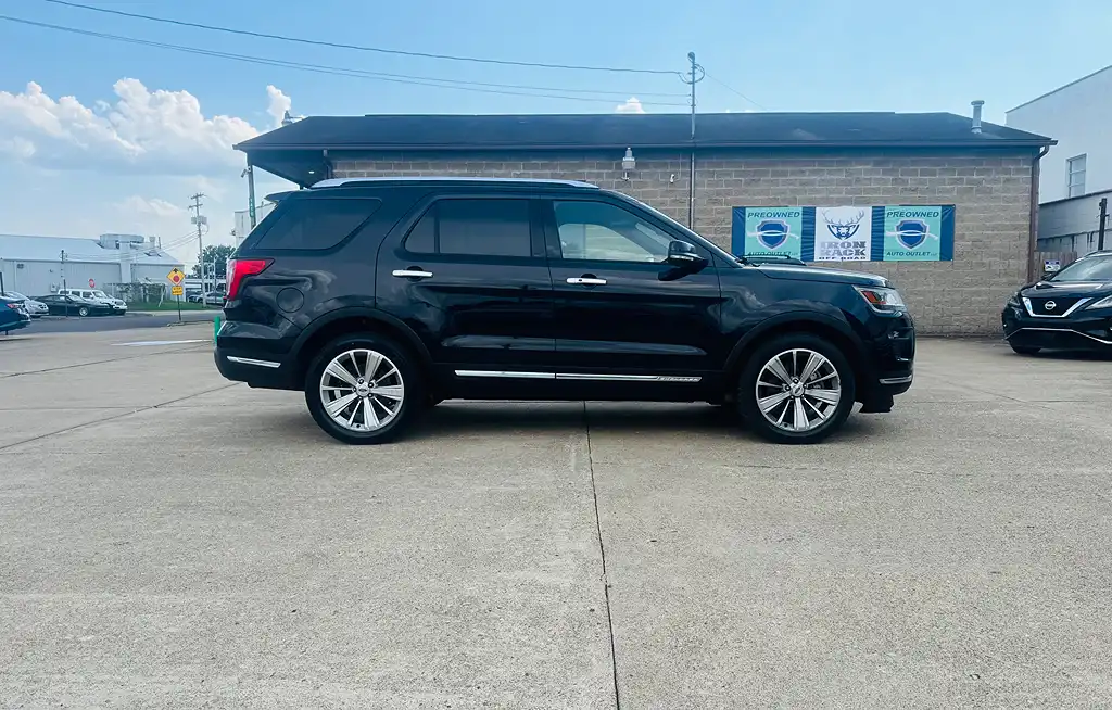 2019 Ford Explorer Limited 4WD's photo