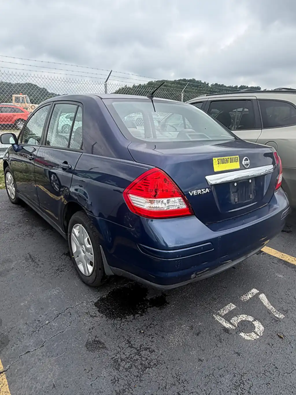 2011 Nissan Versa 1.8 S Auto's photo