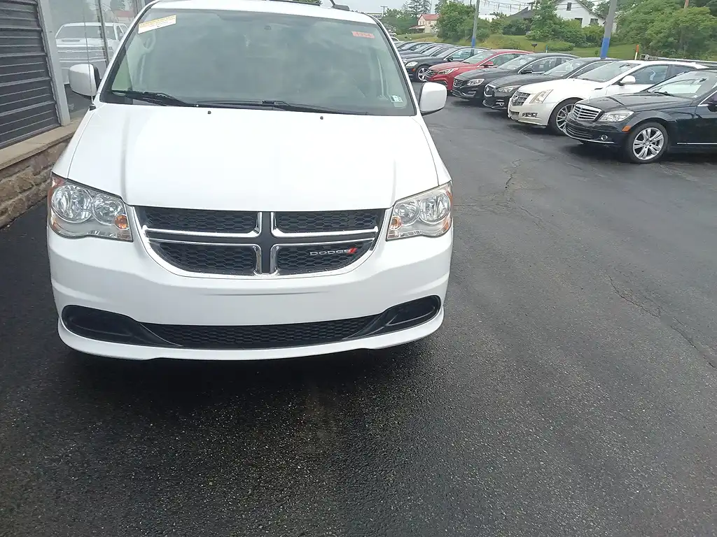 2015 Dodge Grand Caravan SXT's photo