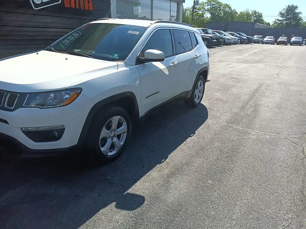 2017 Jeep Compass Latitude 4X4's photo