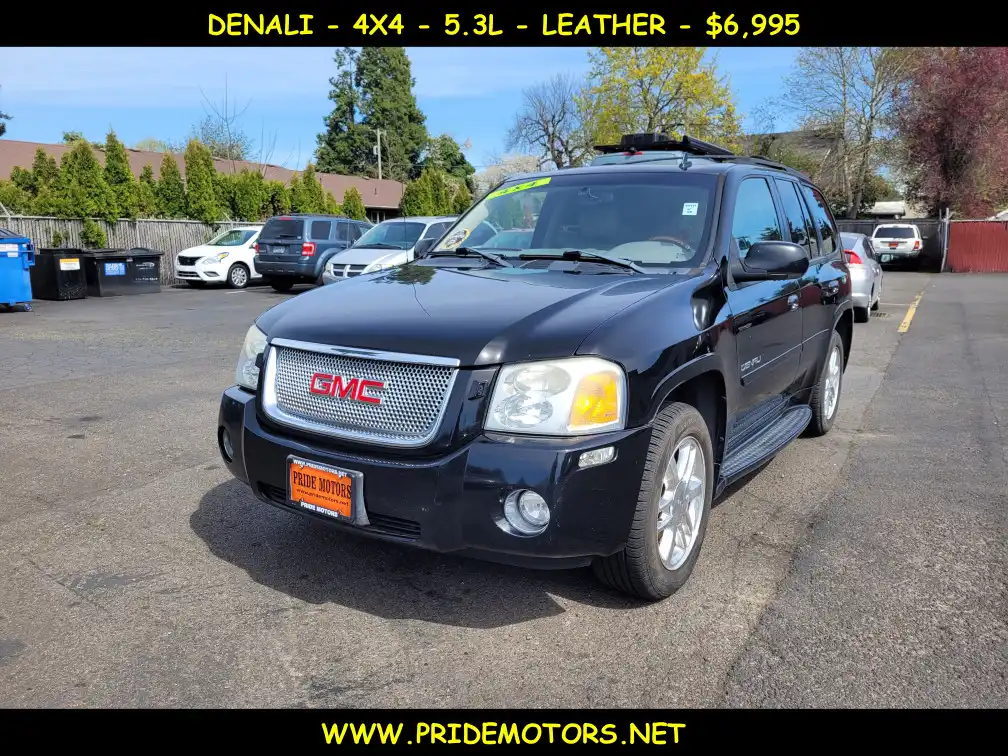 2007 GMC Envoy Denali 4WD's photo