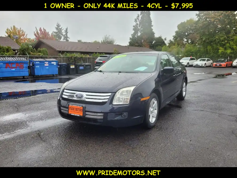 2009 Ford Fusion I4 SE's photo