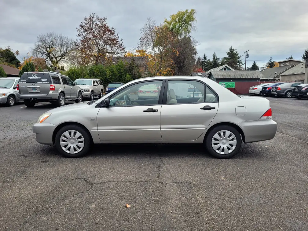 2007 Mitsubishi Lancer undefined photo 3