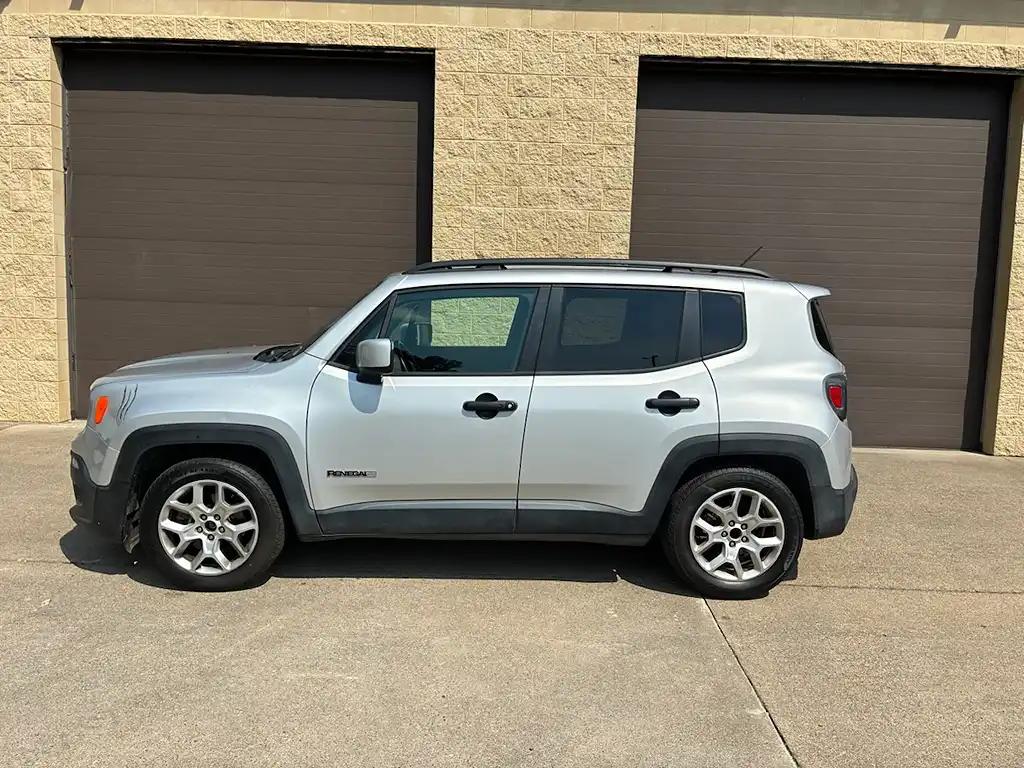 2016 Jeep Renegade Latitude FWD's photo