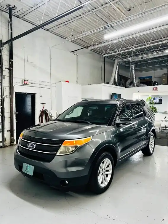 2015 Ford Explorer XLT 4x4's photo