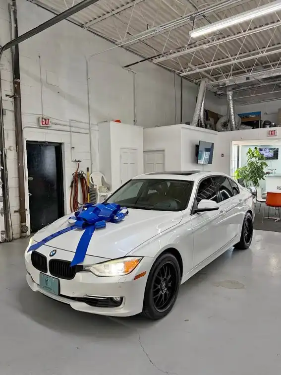 2015 BMW 3 Series 335i xDrive Sedan Luxury Line's photo