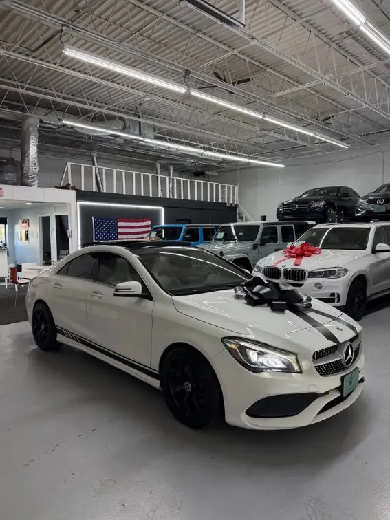 2017 Mercedes-Benz C-Class C300 4MATIC photo 3