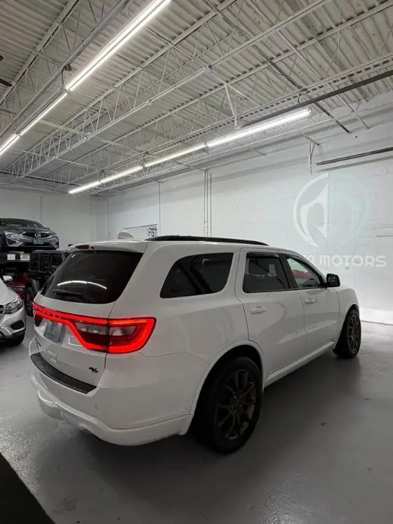 2017 Dodge Durango R/T AWD photo 4