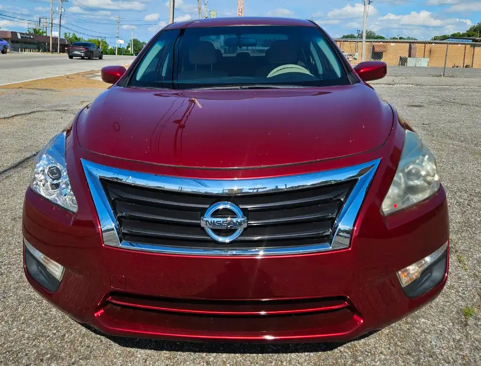 2015 Nissan Altima 2.5 S's photo