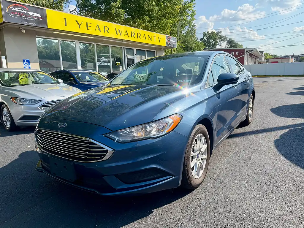 2018 Ford Fusion S FWD's photo
