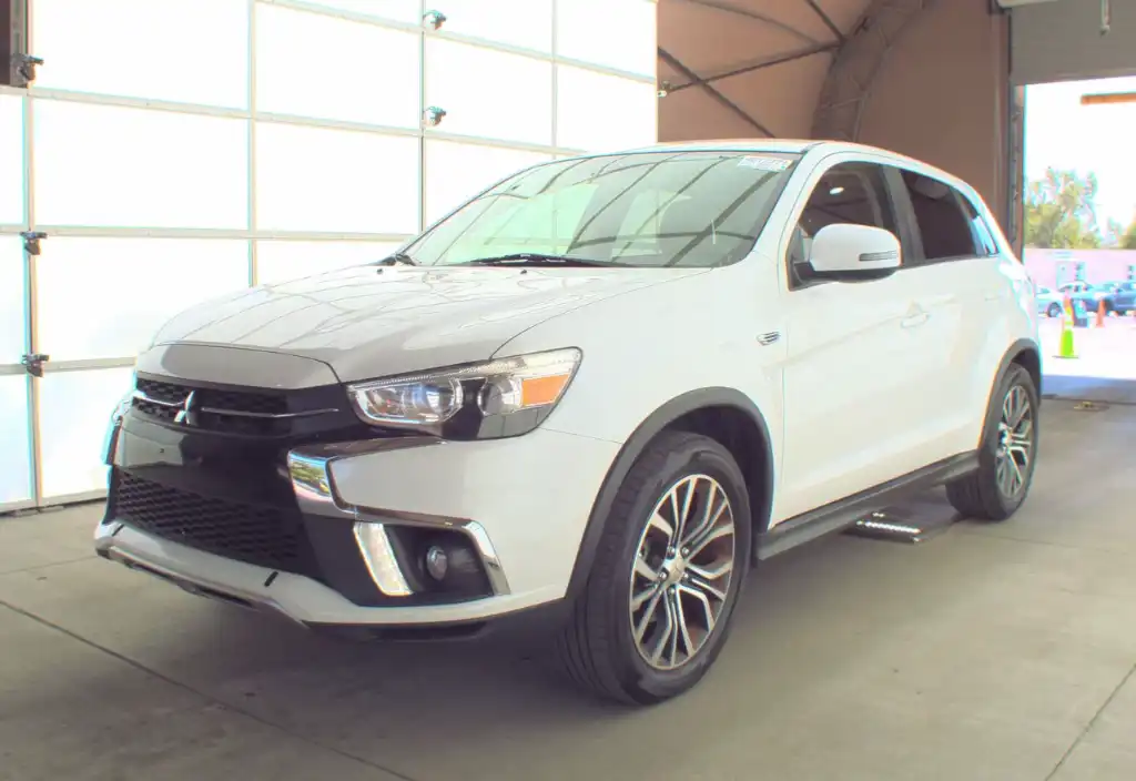 2019 Mitsubishi Outlander Sport 2.0 SE FWD CVT's photo