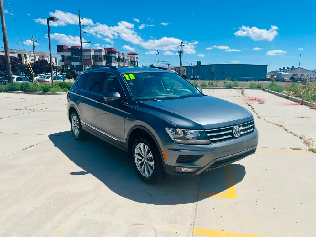 2018 Volkswagen Tiguan 2.0T SE 4Motion's photo