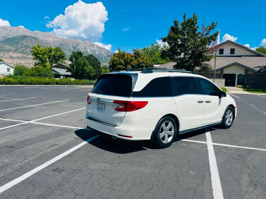 2019 Honda Odyssey EX-L photo 4