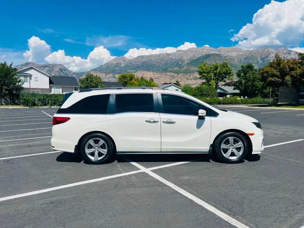 2019 Honda Odyssey EX-L photo 5