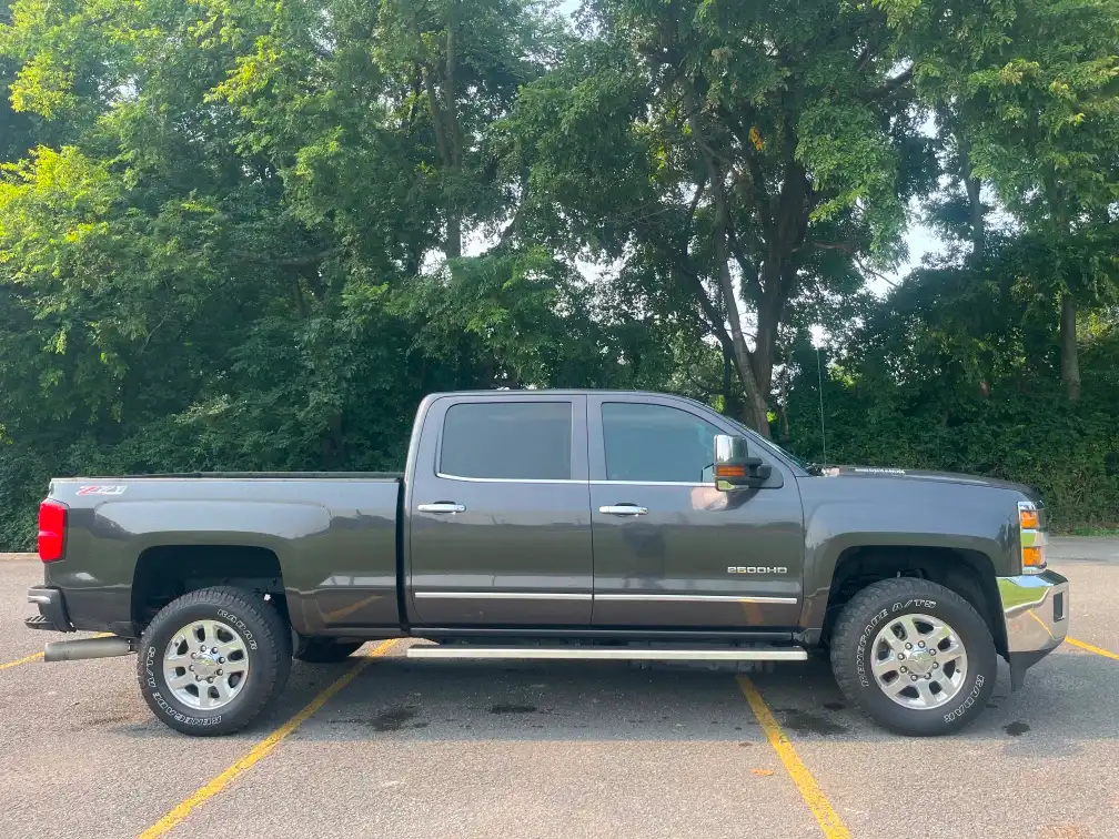 2015 Chevrolet Silverado HD LTZ 4WD Crew Cab Standard Box's photo