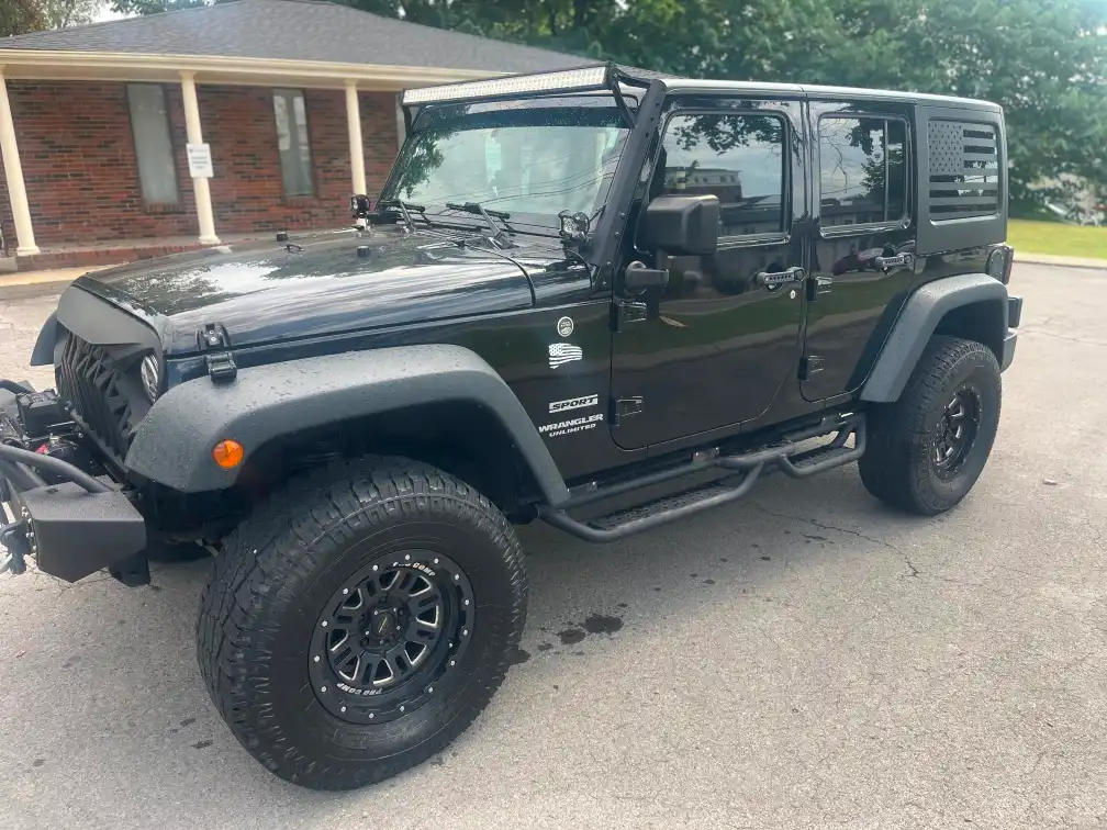 2017 Jeep Wrangler Sport's photo