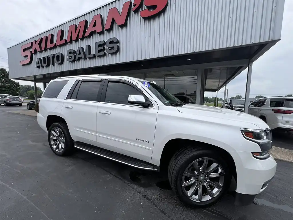 2017 Chevrolet Tahoe 4WD Premier's photo