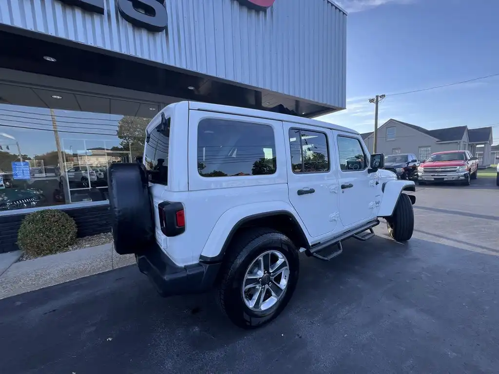 2018 Jeep Wrangler Sahara's photo