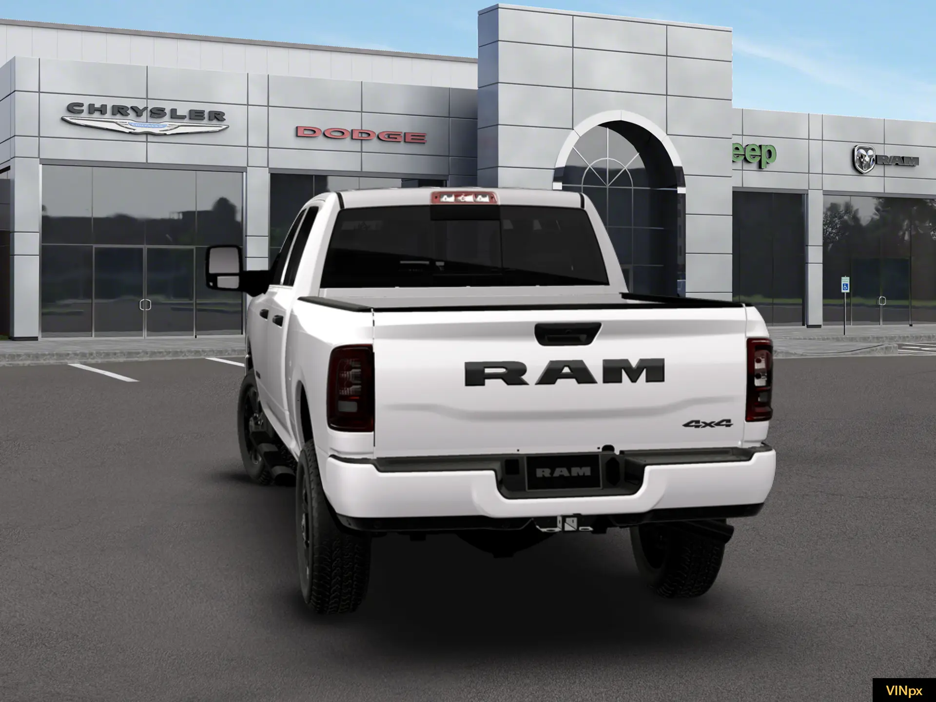 2026 RAM 2500 Tradesman/Black Express 4X4 Crew Cab SWB photo 4