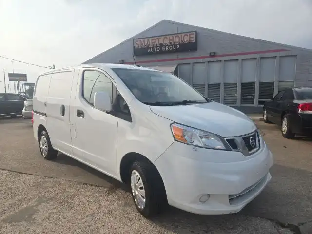 2020 Nissan NV200 SV's photo